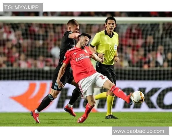 马赛与里阿波罗的较量：一场足球盛宴的精彩对决与战术分析