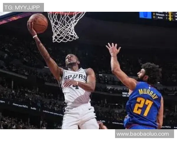 掘金与马刺激战正酣总比分揭晓两队争夺季后赛席位的精彩瞬间